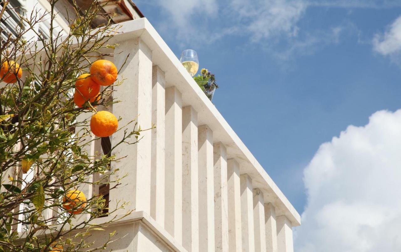 Sweet Village Hotel By The Sea Slano Exterior photo